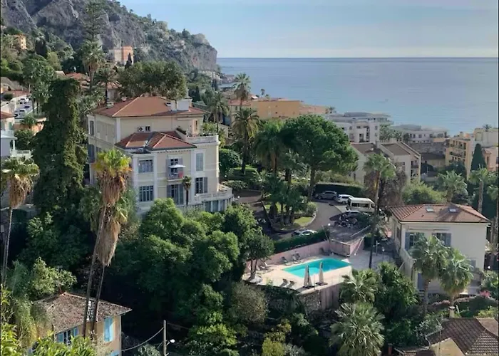 Dans Classee Avec Piscine Апартаменты Ментона